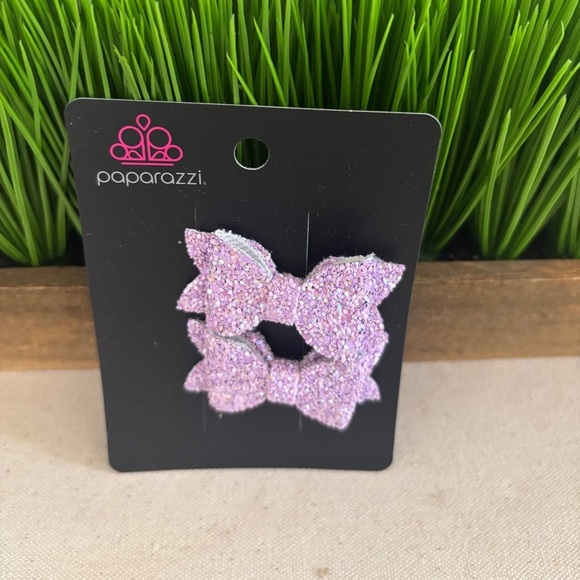 Paparazzi Sparkle Hair Bow Accessory - Picture 2 of 4